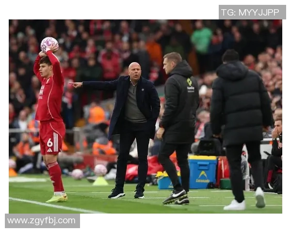 足球赛场冷门频现让球迷惊喜与失望交织的精彩瞬间